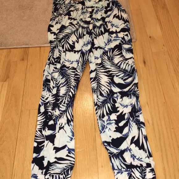 H&M Joggers - Picture 1 of 4